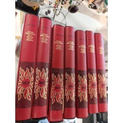 lot de 7 livres en coffret...