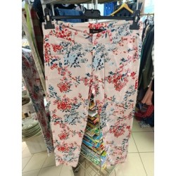 pantalon court rose fleurs...