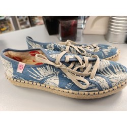 chaussures en toile et...