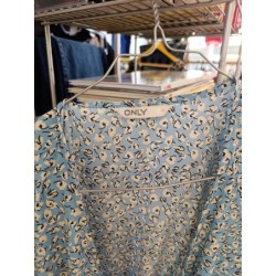 robe bleue fleur blanches style vintage Only taille 38