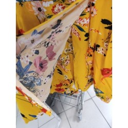 combishort à bretelles effet robe jaune à fleurs taille 38