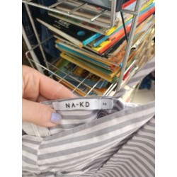 robe à rayures blanches et grise taille M Na-KD
