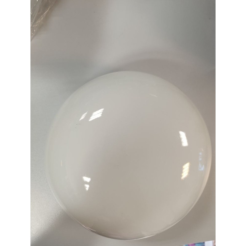 lampe vintage 1/2 sphère en opaline prête à poser