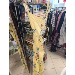 robe jaune très longue à...