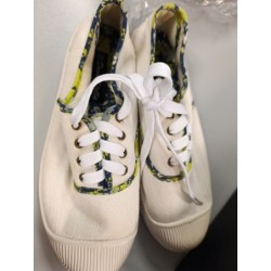 chaussures en toiles...