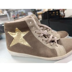 baskets montantes beiges...