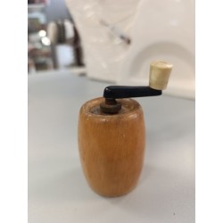 moulin à épices vintage bois