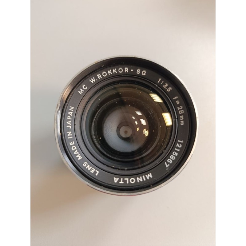 lentille Minolta 28 mm