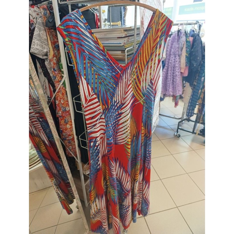 robe d'été fluide rouge motif tropicaux colorés taille M