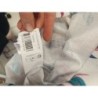 haut manches 3/4 col v blanc motif feuillage armand thierry taille 2