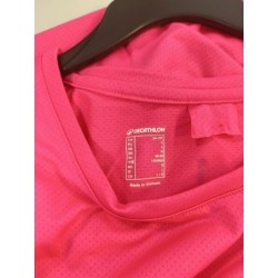 tshirt fushia sport deathlon taille L