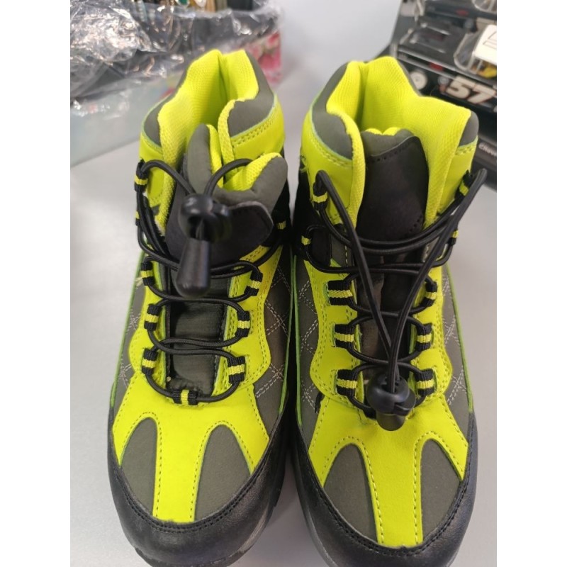 chaussures de marche neuves pointure 35