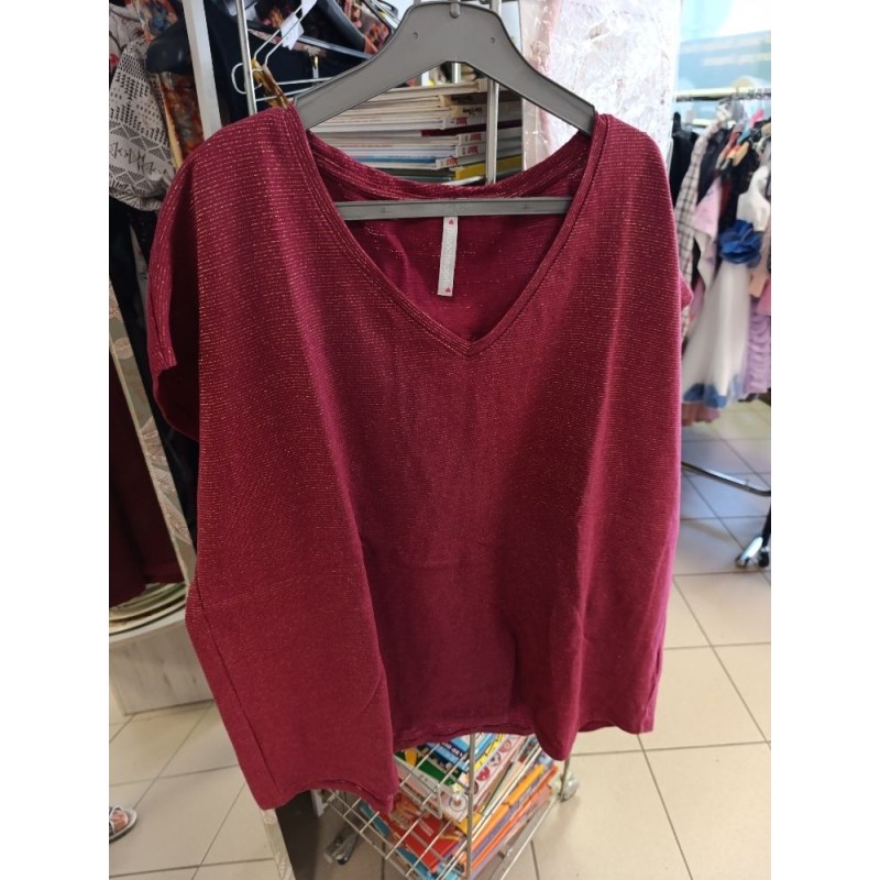 tshirt col v  rouge bordeaux rayures fines dorées blanche porte taille 46