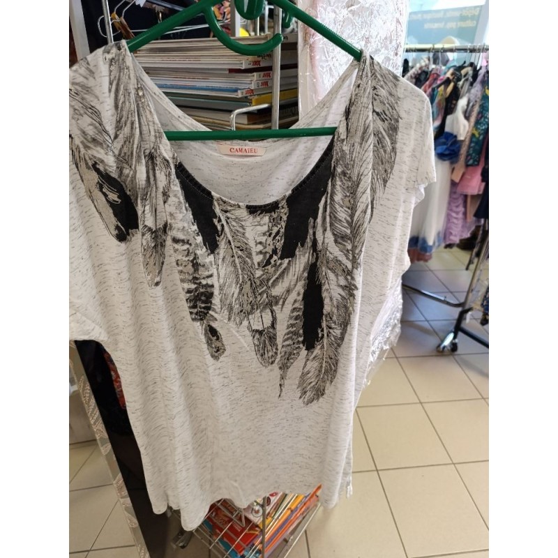 tshirt manches courtes gris motif plumes indiennes au col camaieu taille 46