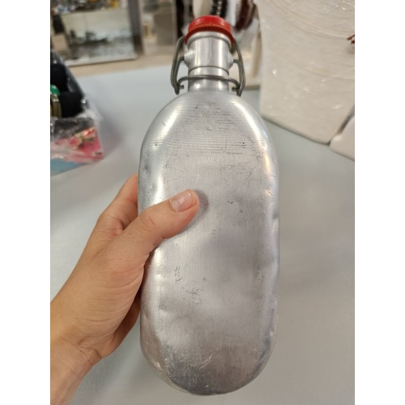 gourde aluminium vintage
