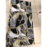 grand foulard ou châle noir et jaune motifs chaines &  boucle ceinture