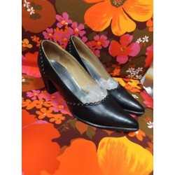 escarpins noirs talon carré...