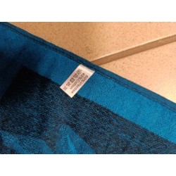 écharpe bleue et noire fleurs viscose coton 