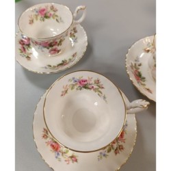 tasse + soucoupe royal Albert moss rose