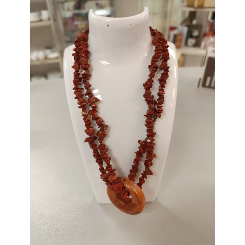 collier en jaspe 