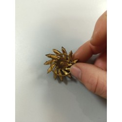 broche fantaisie style art déco fleur bleue