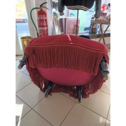 fauteuil crapaud velours rouge