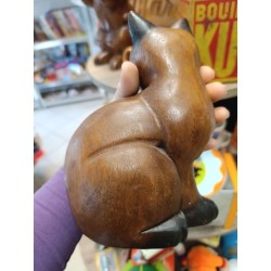 sculpture chat assis en bois