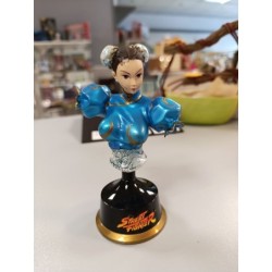buste chun Li street...